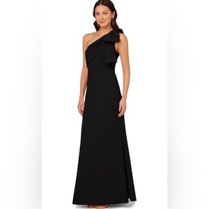 Adrianna Papell Women's Stretch Crepe Long Dress - Size 8 - One Shoulder Bow
